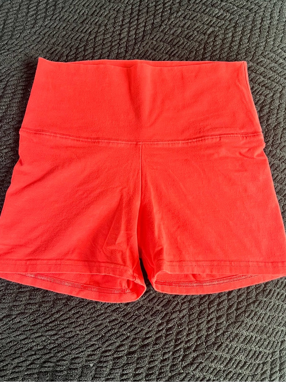 TNA Red Women's Bike Shorts - Picture 2 of 3